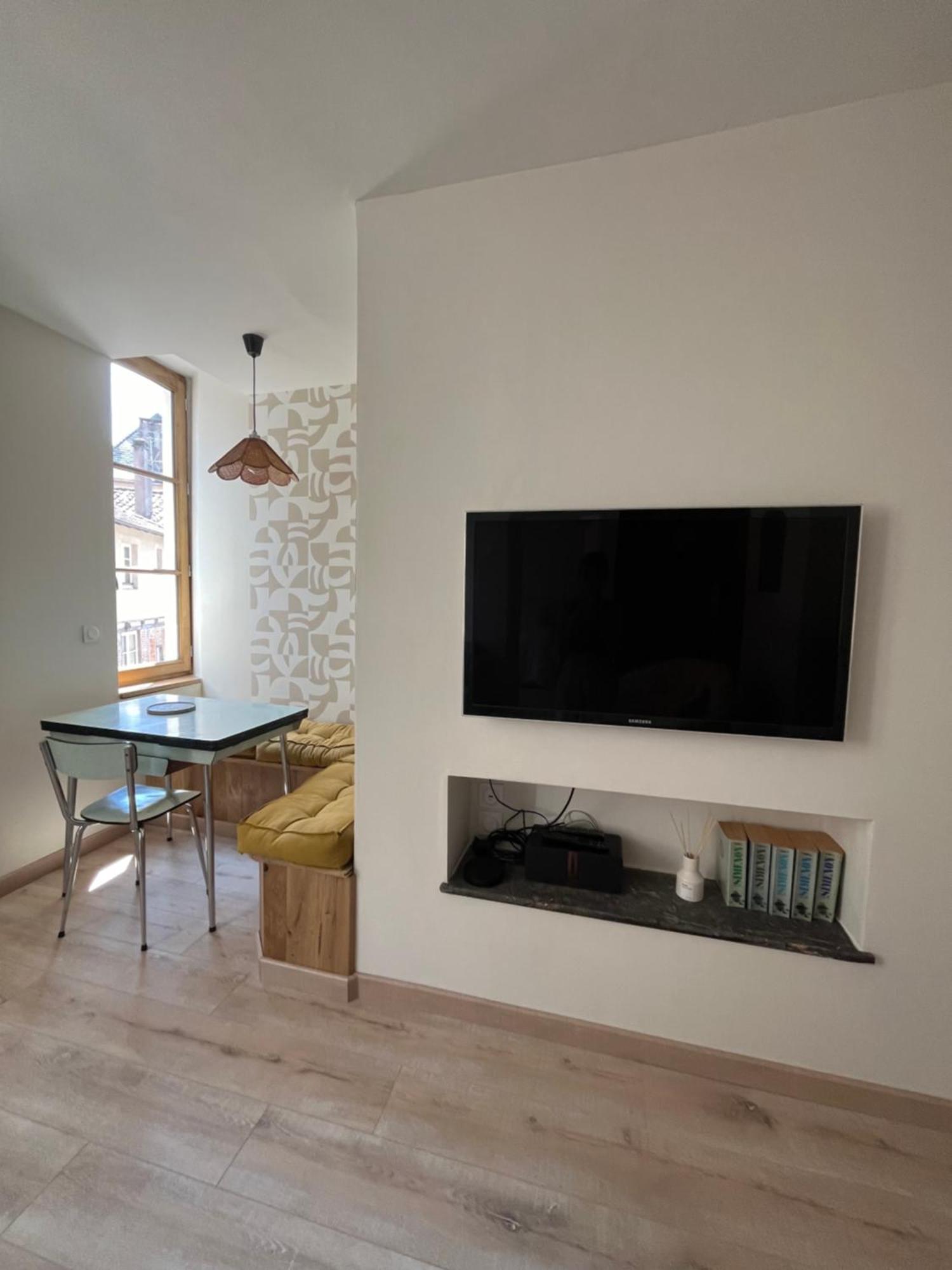 Appartement Champollion 2 Figeac Bagian luar foto
